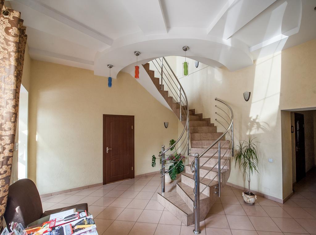 Stella De Lux Hotel Kiszyniów Zewnętrze zdjęcie