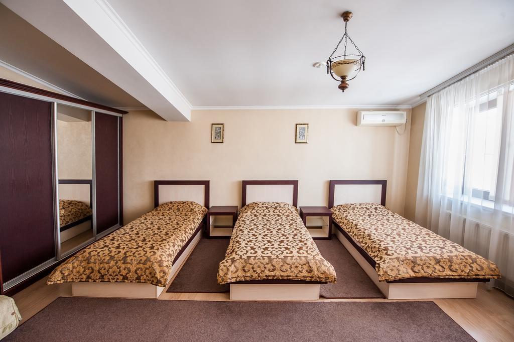 Stella De Lux Hotel Kiszyniów Zewnętrze zdjęcie